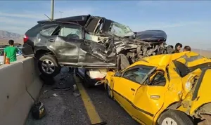 جزئیات تصادف مرگبار اتوبوس با مینی‌بوس در کاشان/ تعداد مجروحان اعلام شد