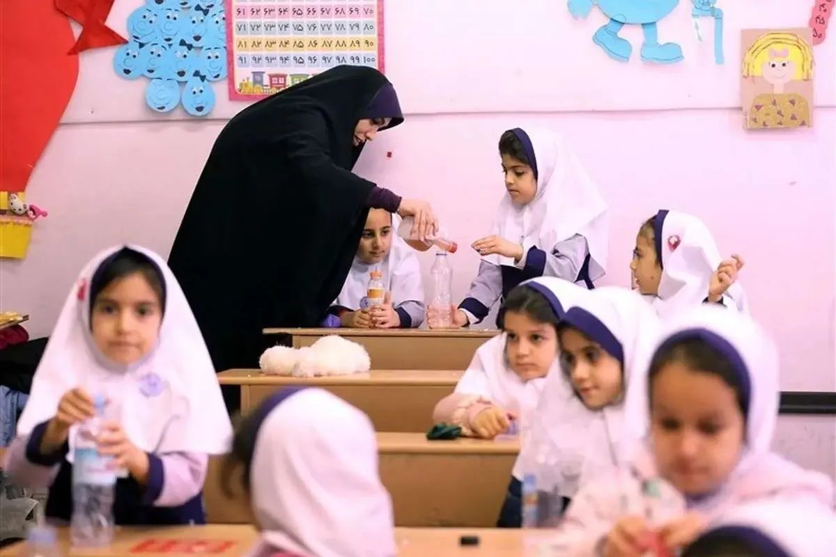 حداقل حقوق معلمان در سال ۱۴۰۵ اعلام شد