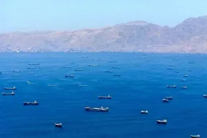روایت وال‌استریت ژورنال از آمار معنادار عبور مخفیانه کشتی‌ها از تنگه هرمز/ مسیر آمریکا چقدر طرفدار دارد؟