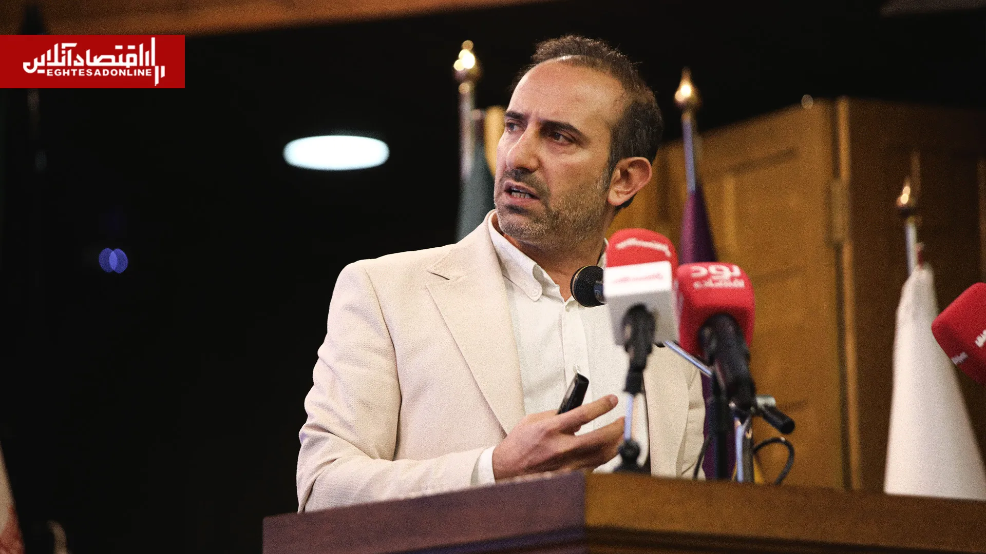 مجتبی قاسمی، دبیر هیئت مقررات‌زدایی، با هشدار نسبت به مداخله بیش از حد دولت گفت تنظیم‌گری باید متناسب با ریسک باشد و به نوآوری و رقابت در اقتصاد دیجیتال آسیب نزند.