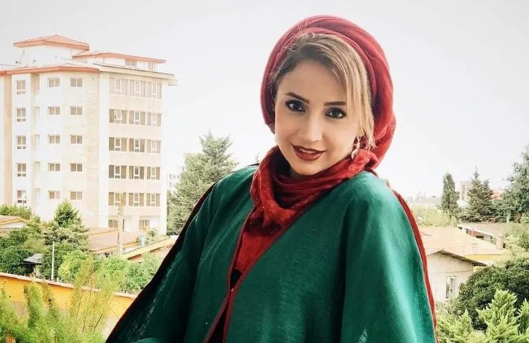 عکس عاشقانه شبنم قلی خانی و همسرش بر فراز قله کوه!