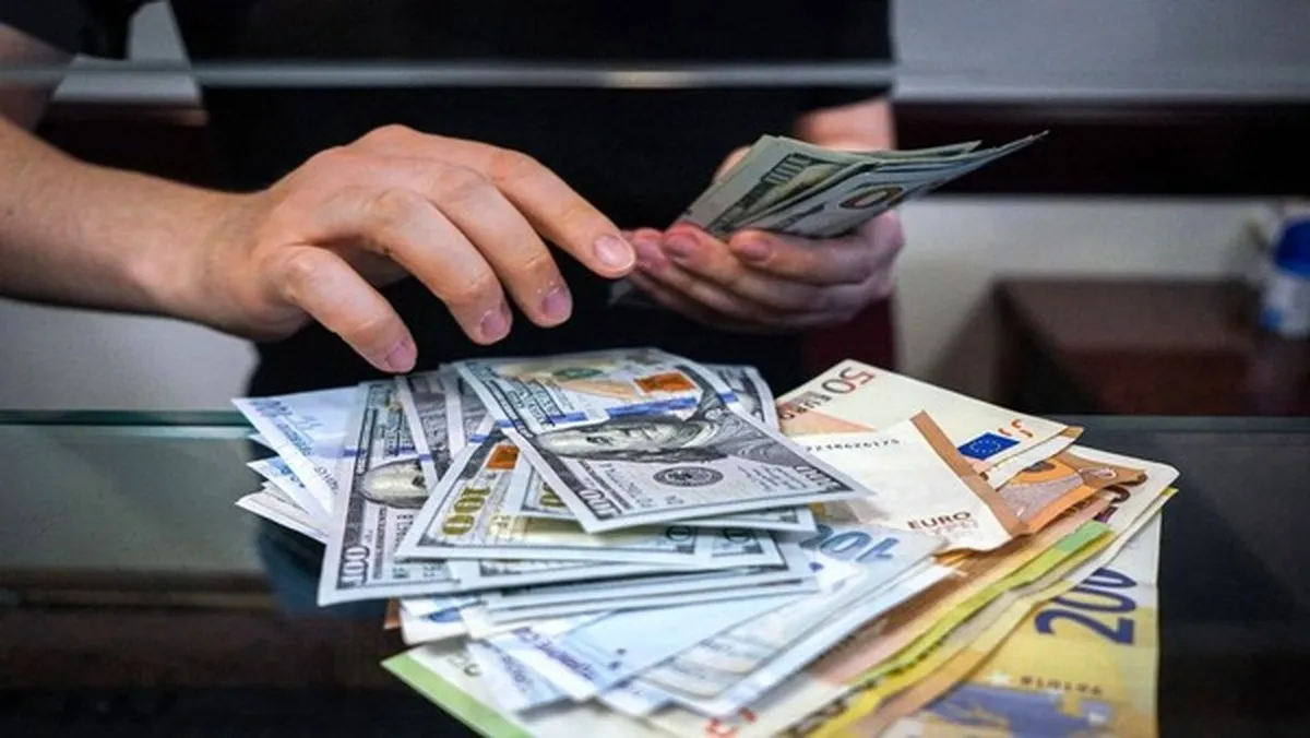 دولت به تک‌نرخی کردن ارز مکلف شد