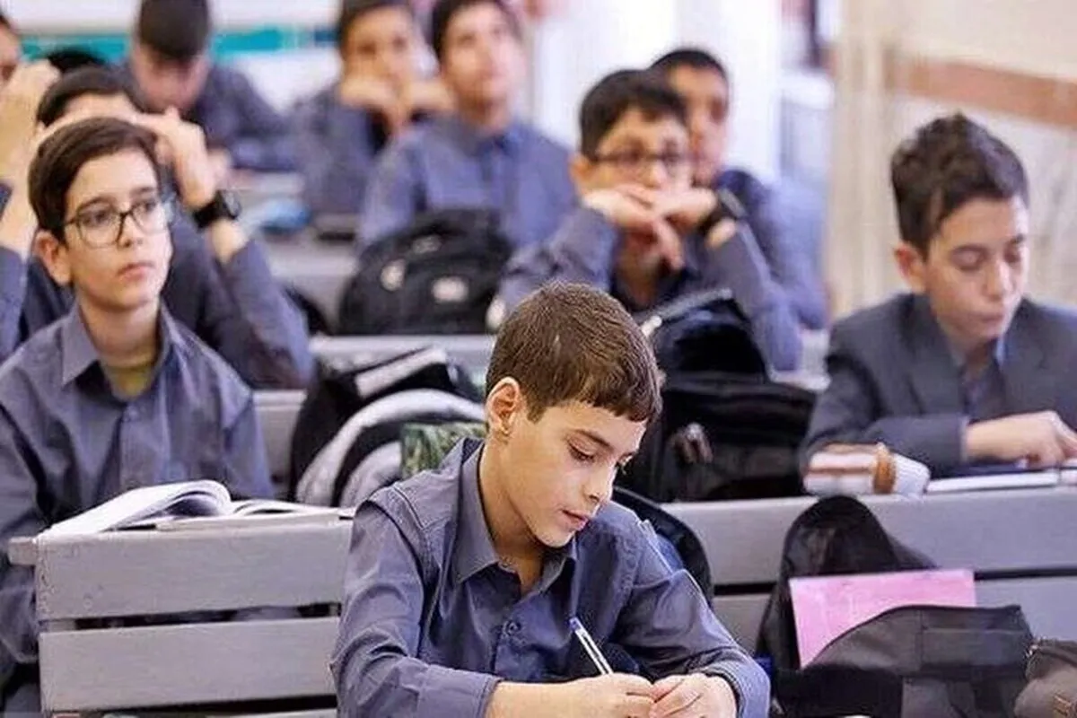 ساعت امتحانات دانش‌آموزان مشخص شد