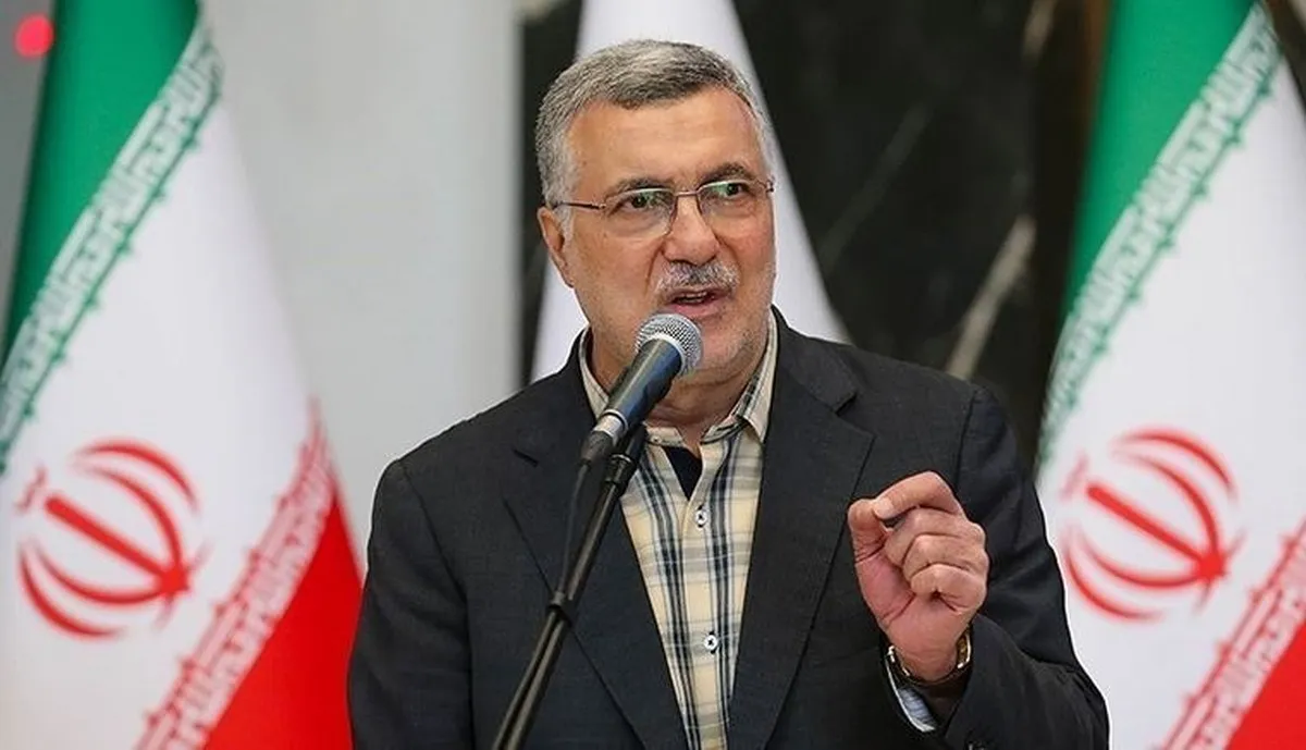 وزیر بهداشت: ارز ترجیحی دارو حفظ شد