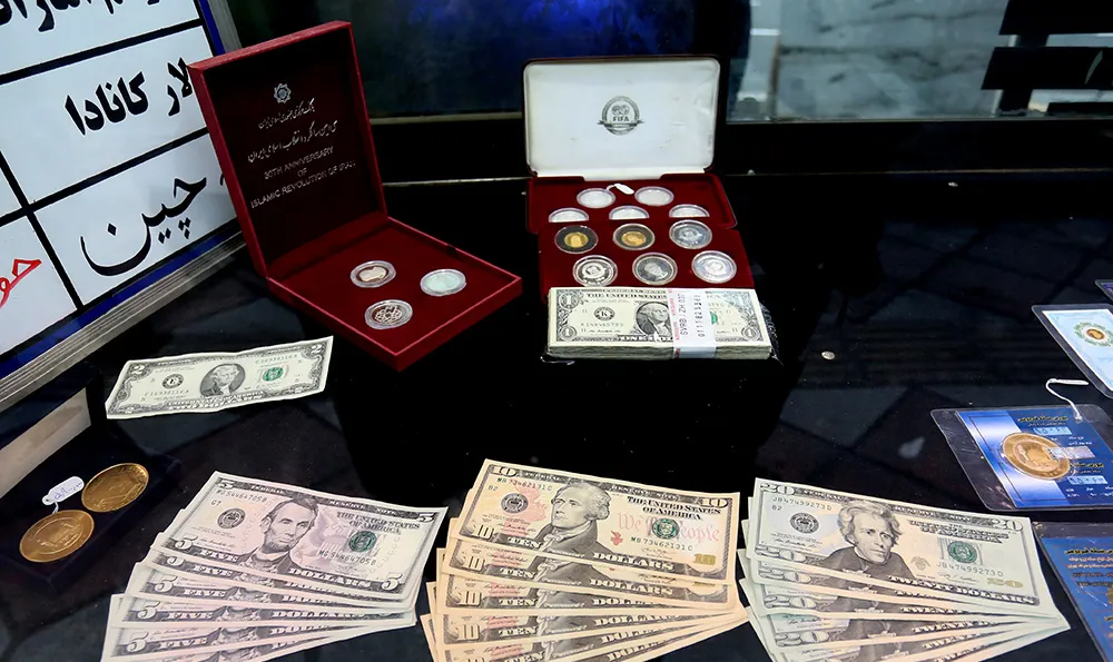 Tehran Market Regains Calm After CBI’s New Forex Strategy