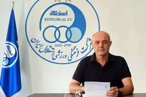 بیزاتی در استقلال ماندگار شد / قرارداد مربی ترکیه‌ای تمدید شد