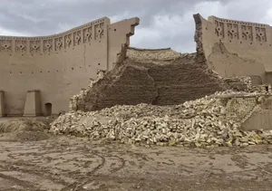 تخریب یخچال تاریخی سیرجان و قلعه نرماشیر