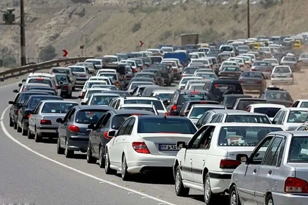 ترافیک نیمه سنگین در محورهای منتهی به تهران ادامه دارد