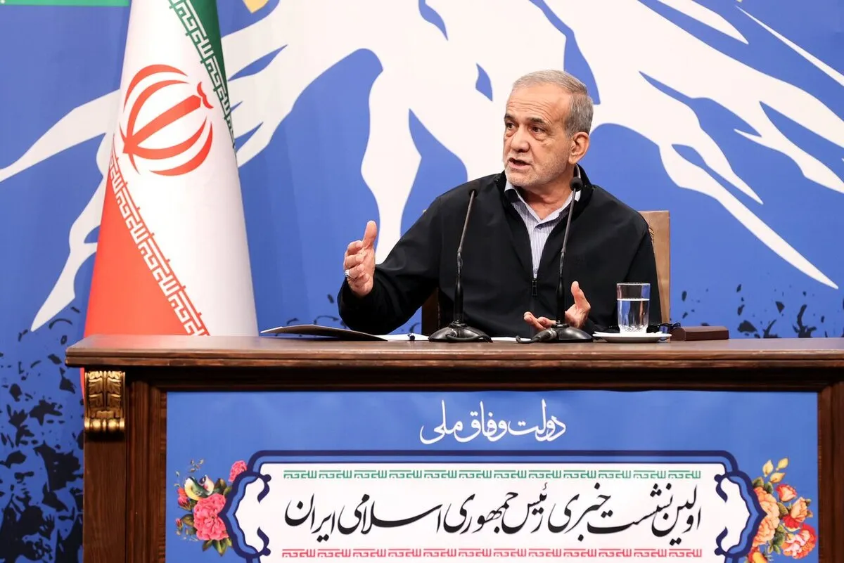 از نشست خبری پزشکیان با خبرنگاران چه خبر؟