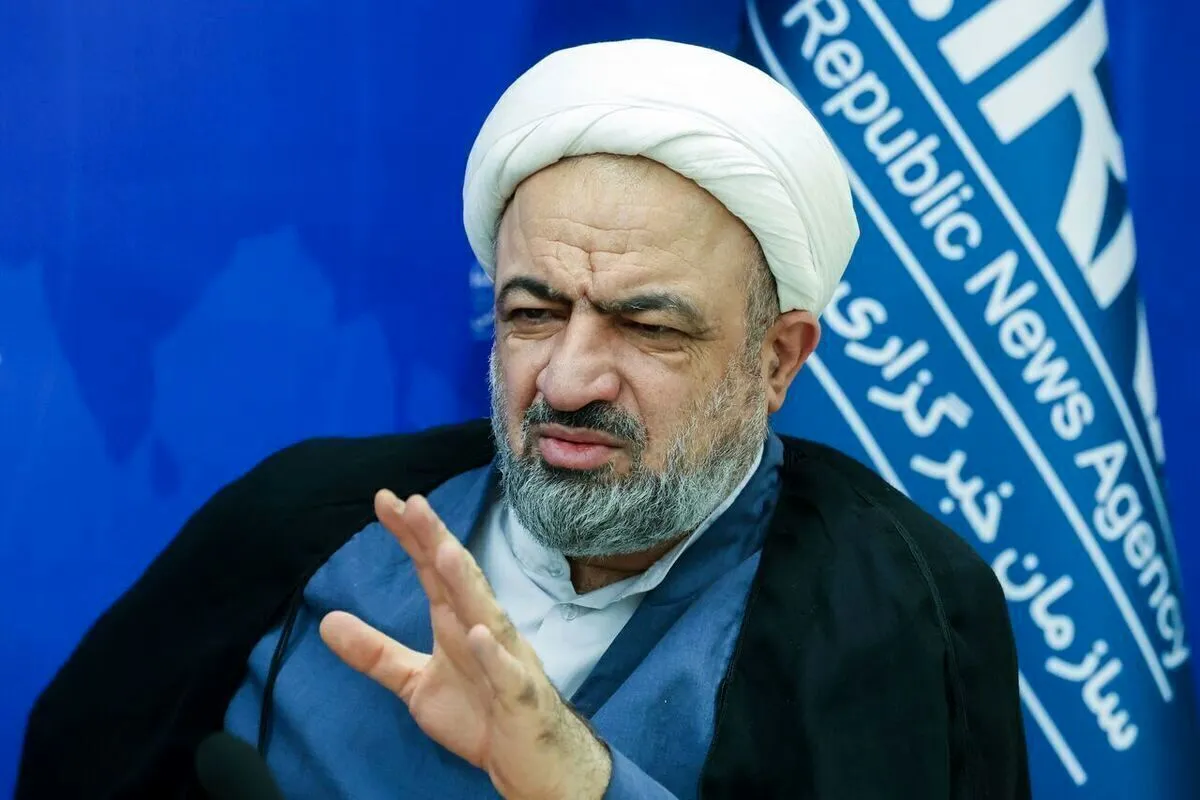 حمله جدید رسایی به توافق با آژانس/ اگر به گروسی بگویی ملق بزن، می‌گوید چشم