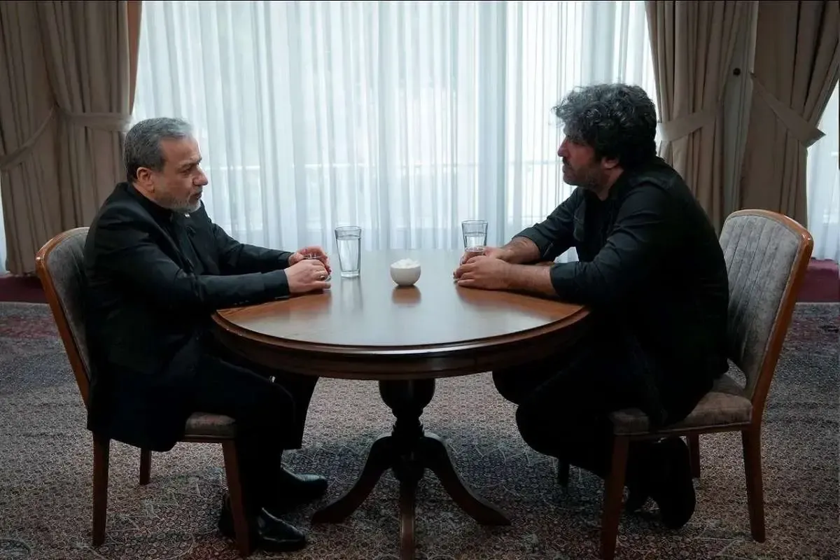 خشم روزنامه کیهان از اظهارات جواد موگویی در مصاحبه با عراقچی