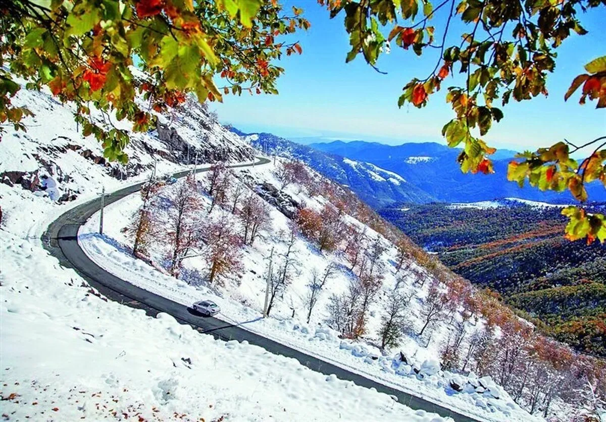 هواشناسی ایران امروز دوشنبه ۲۶ آبان/ تداوم بارش باران و برف در ۱۵ استان