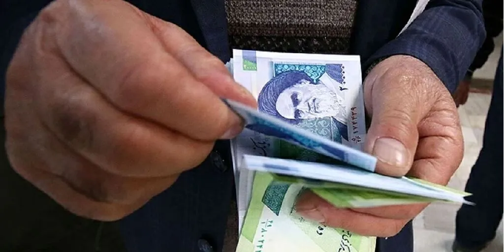 فوری / مالیات‌ستانی دولت از حقوق‌بگیران با درآمد زیر خط فقر!