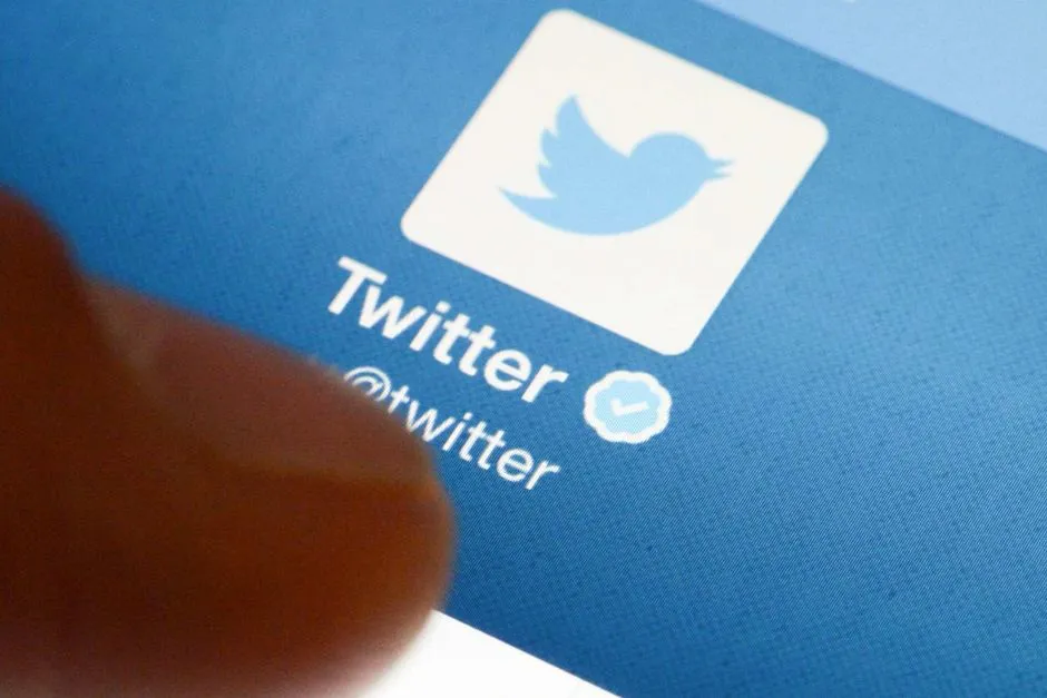 Iran Telecoms Minister Hints at Twitter Unblocking