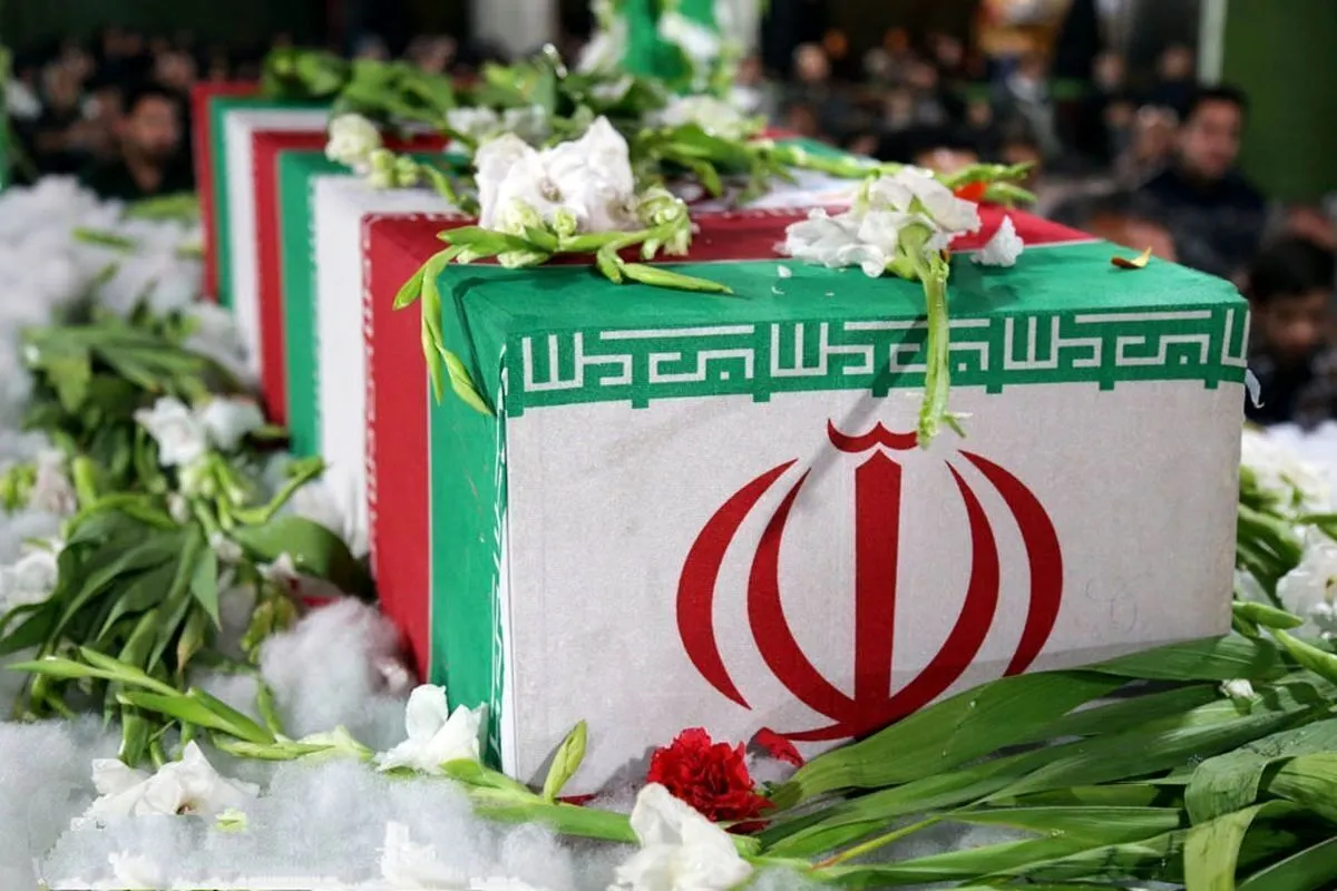 تصویر غم انگیز از ۱۲ عضو یک خانواده که شهید شدند