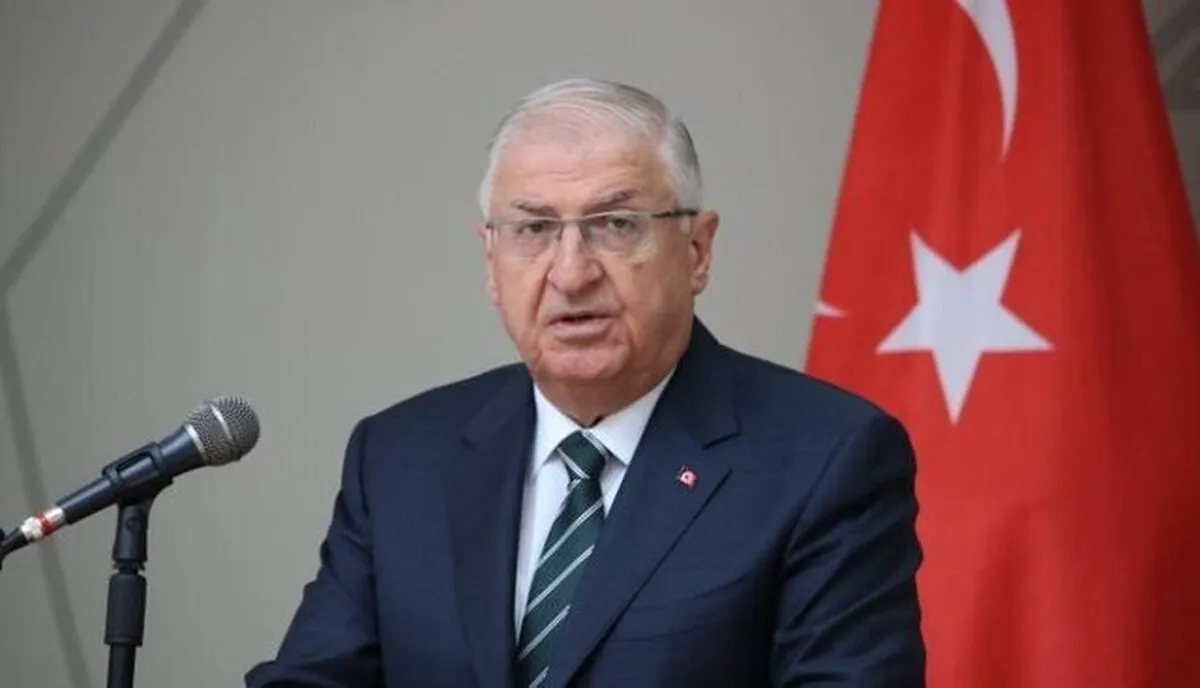 گزارش وزیر دفاع ترکیه از تلفات سنگین پژاک در درگیری با ایران