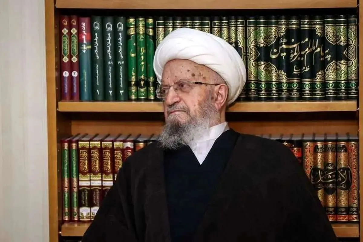 فتوای جدید مکارم شیرازی درباره رهبر انقلاب