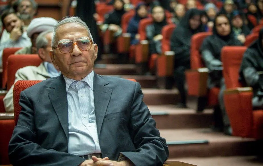کریم مجتهدی درگذشت