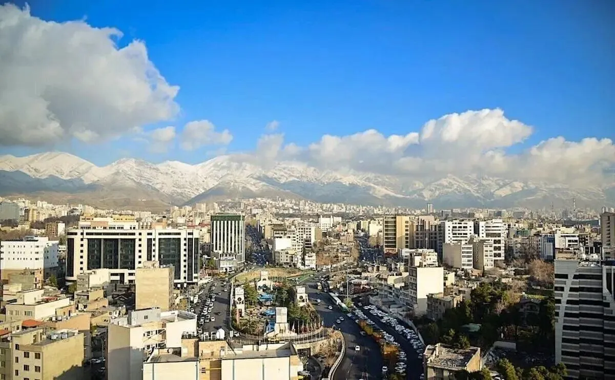 هوای تهران قابل قبول است