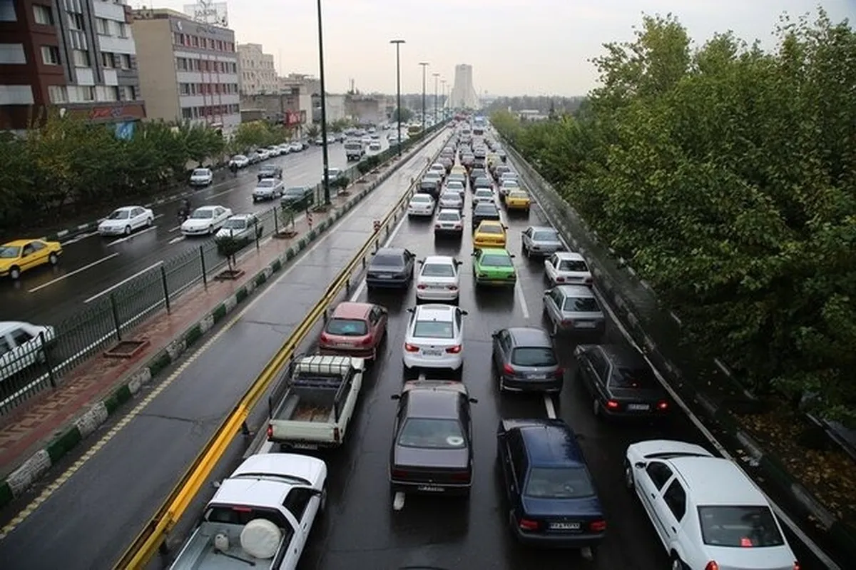 صبح پر ترافیک پایتخت / رانندگان مراقب باشند