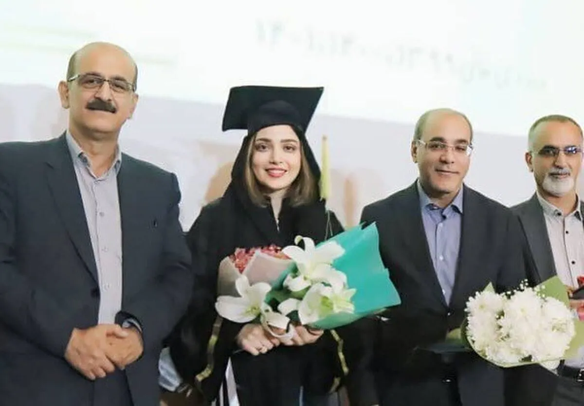 وقتی دانشگاه با فرش قرمز اشتباه گرفته شد/ شوآف عجیب بهنوش طباطبایی و پرسش‌های بی‌پاسخ