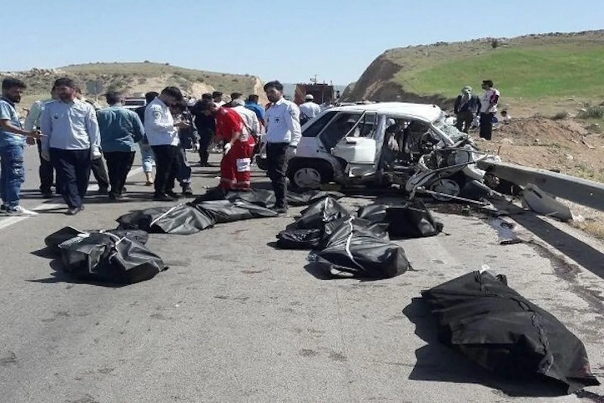 کشته‌شدن ۸ زن و مرد در یک تصادف وحشتناک