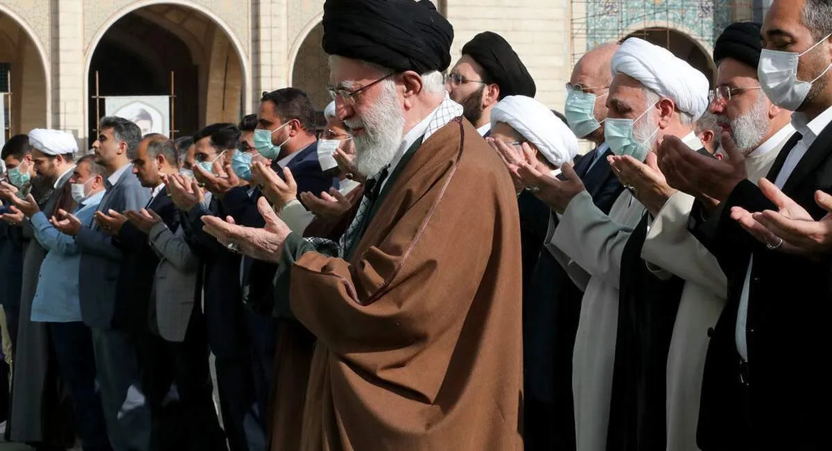 چهره‌های مهم سیاسی در نماز عید فطر