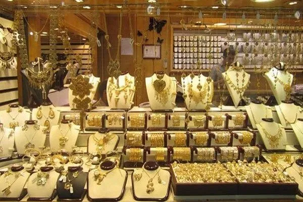 طلا گرمی چند؟