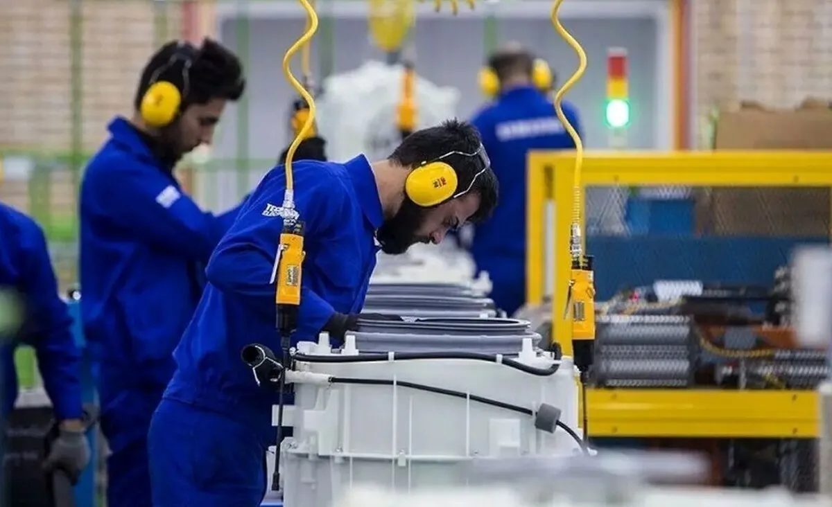 خبر خوش وزیر کار / مشکل قطع بیمه کارگران حل شد