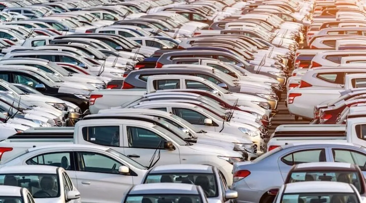 حراج خودرو‌های وارداتی با قیمت ۷۰۰ میلیون تومان