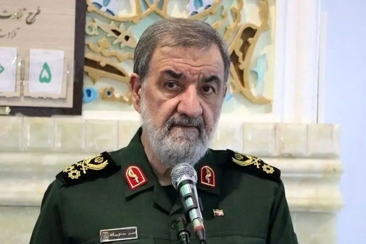محسن رضایی: مخالفان مذاکرات کمی صبر کنند / انتقام خون رهبر گرفته خواهد شد