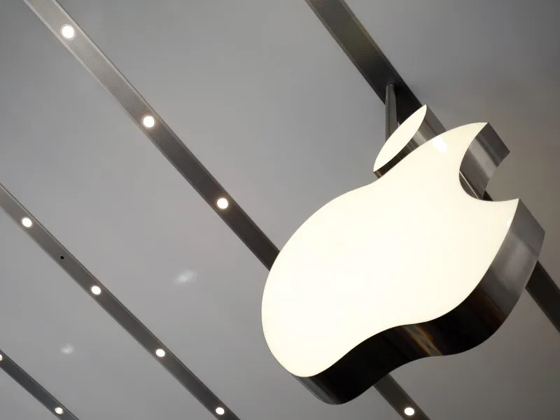 Supercar maker McLaren says not in discussion with Apple
