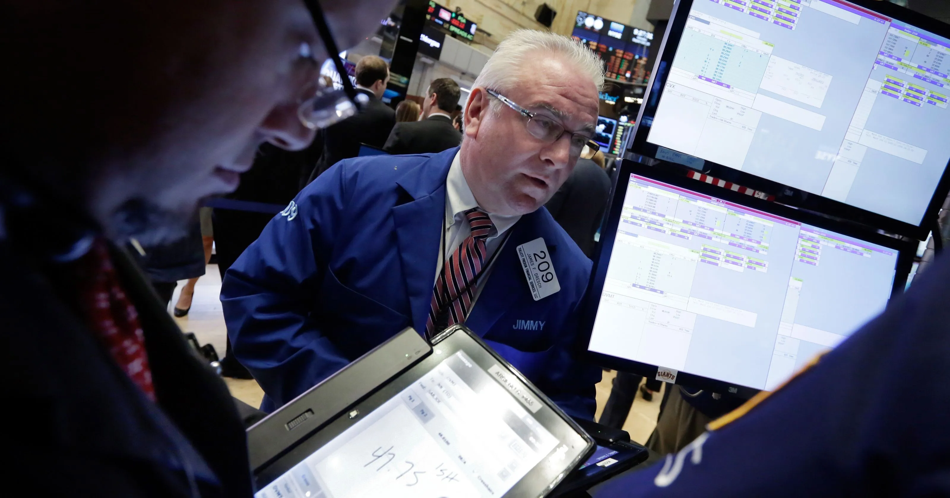 Oil soars 6 percent as OPEC reaches deal to limit output in November