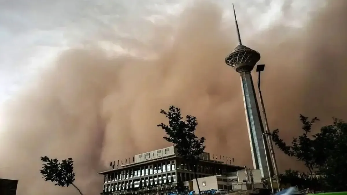 تهران در آستانه طوفان گرد و خاک/ هشدار هواشناسی صادر شد