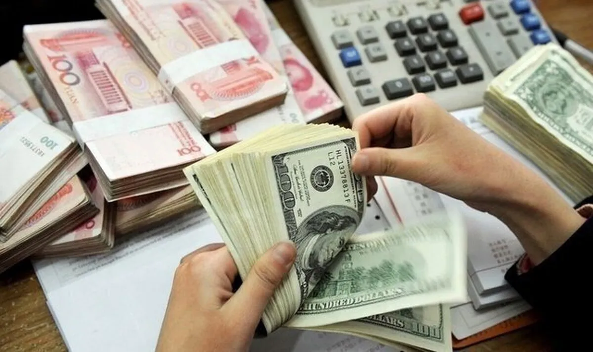 شرایط دریافت ارز مسافرتی برای حجاج / سهمیه ارز هر نفر چقدر است؟