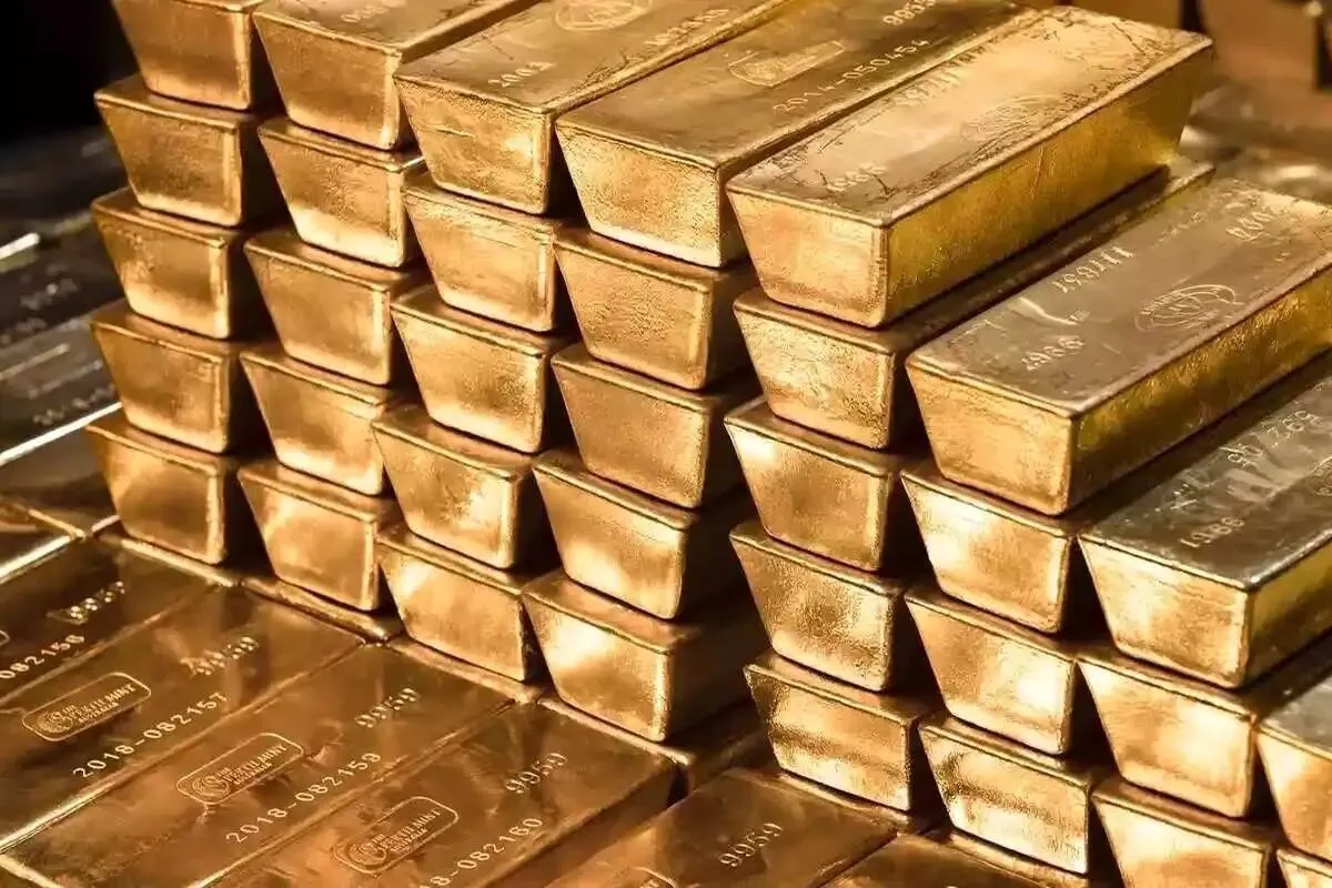 قیمت جهانی طلا امروز پنجشنبه ۱۸ دی ۱۴۰۴ / کاهش جزئی اونس طلا
