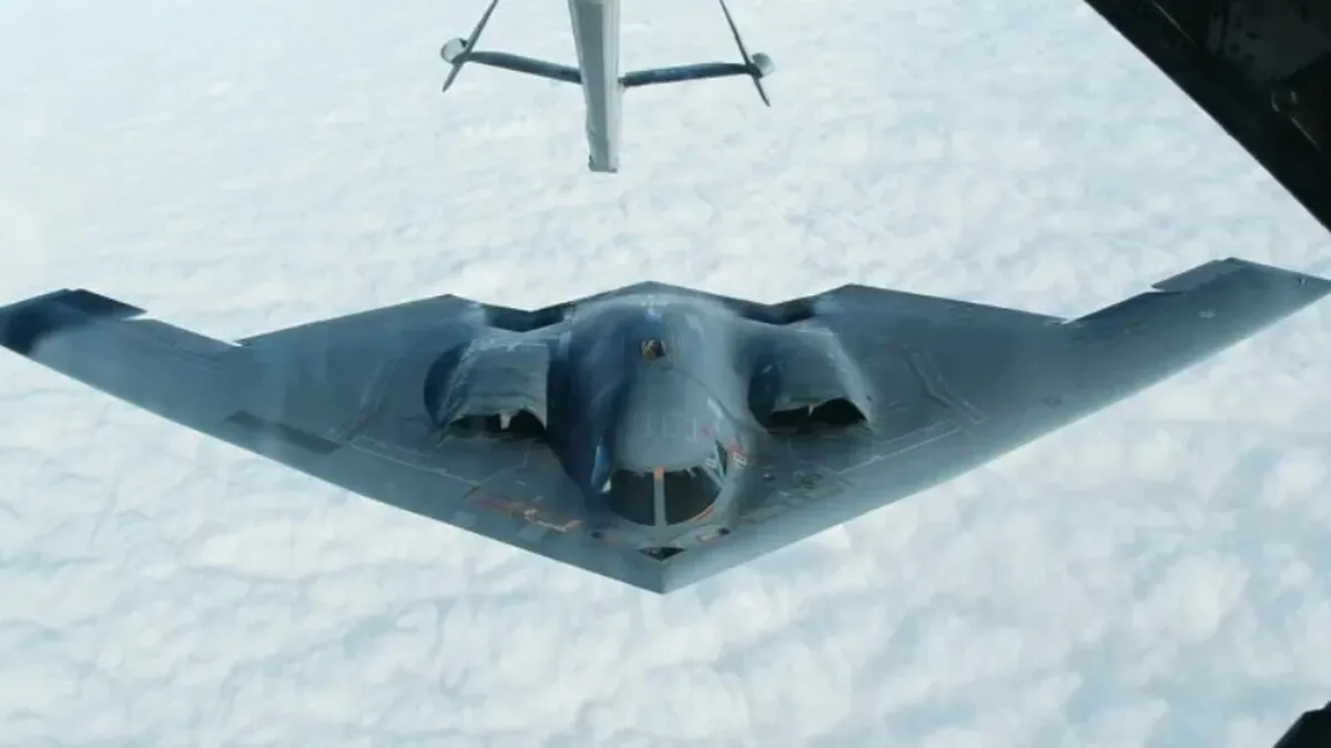 کارشناس صدا و سیما: ۴ F-35 را زدیم؛ B-2 را هم می زنیم! + فیلم