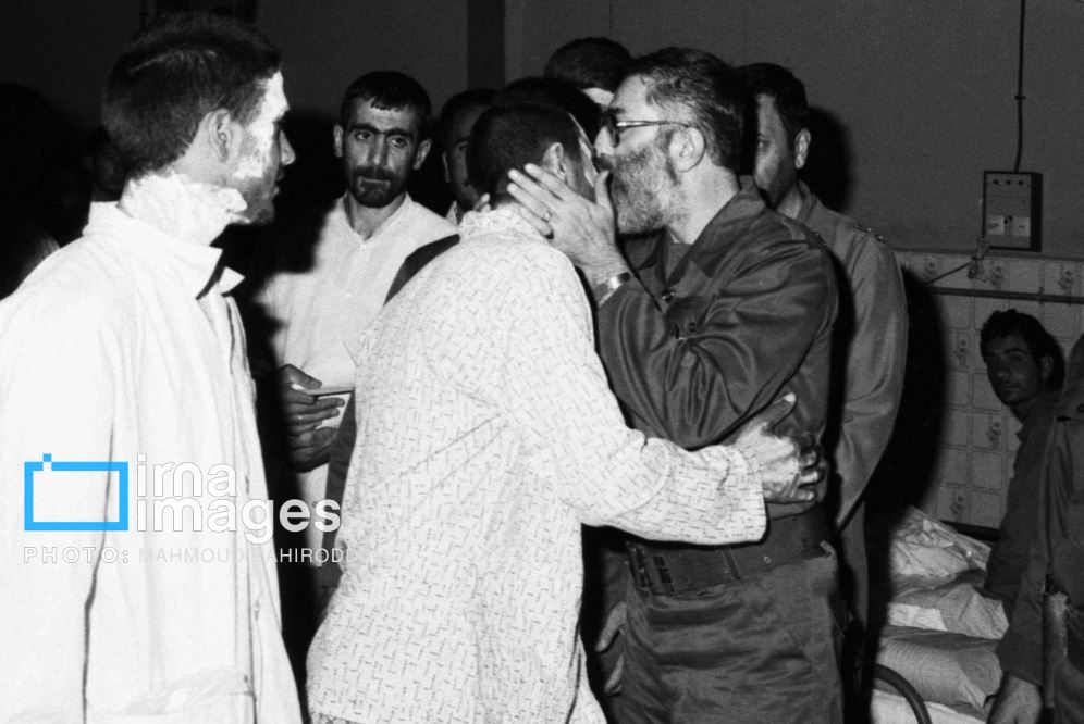 تصاویر منتشرنشده از رهبر شهید که تاکنون ندیده‌اید