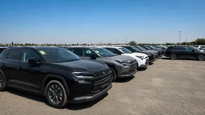 تویوتا RAV4 برساوش وارد گمرک تهران شد/ نسخه هیبریدی در مسیر بازار ایران