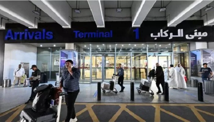 فرودگاه