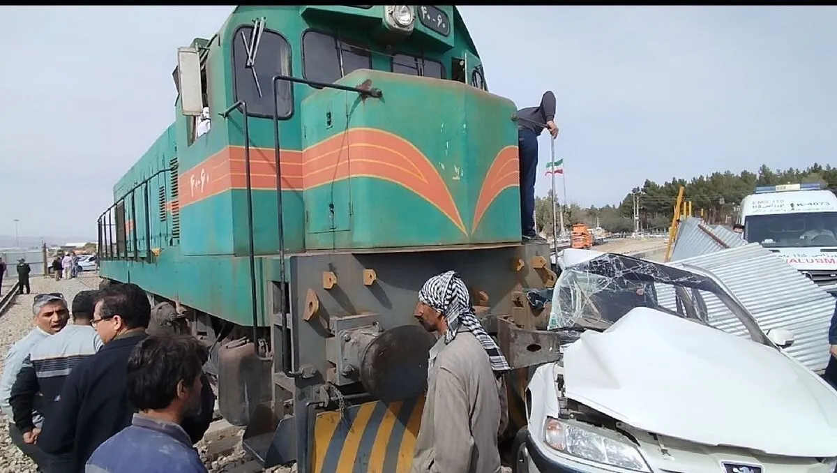 جزئیات برخورد قطار محلی خاش – زاهدان با یک واگن باری