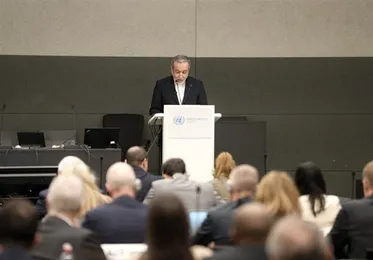 FM Urges Nuclear Disarmament, Defends Iran’s Nuclear Rights