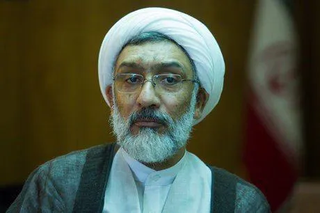 مصطفی پورمحمدی به نفع پزشکیان کناره‌گیری می‌کند؟