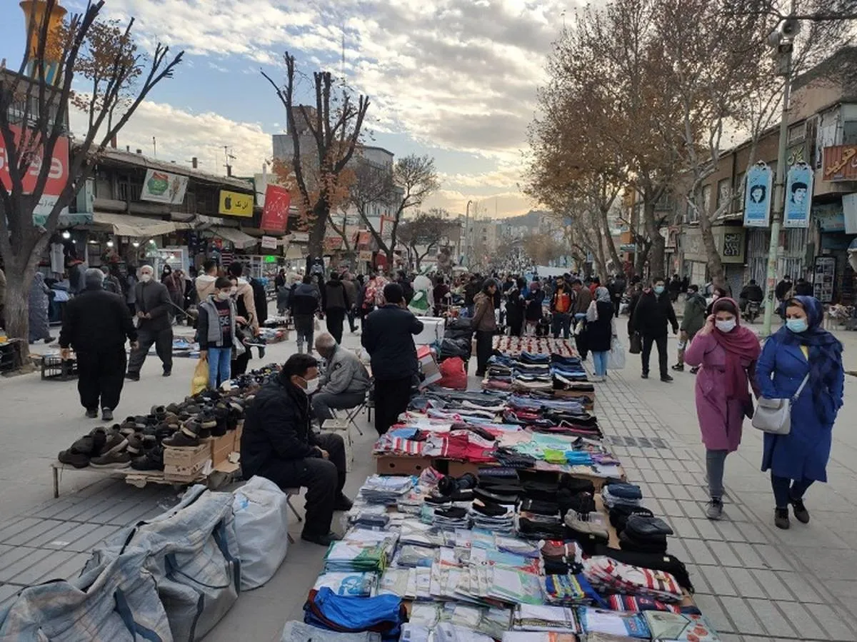 استخدام دستفروش با ماهی ۲۴ میلیون تومان! / هزینه اجاره غرفه ۴۰ هزار تومان شد