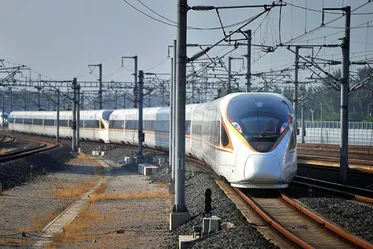 China to Finance Manufacturing 2 High-Speed Trains in Iran