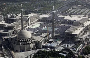 اگر عازم مراسم تشییع رهبر شهید هستید، این فیلم را ببینید