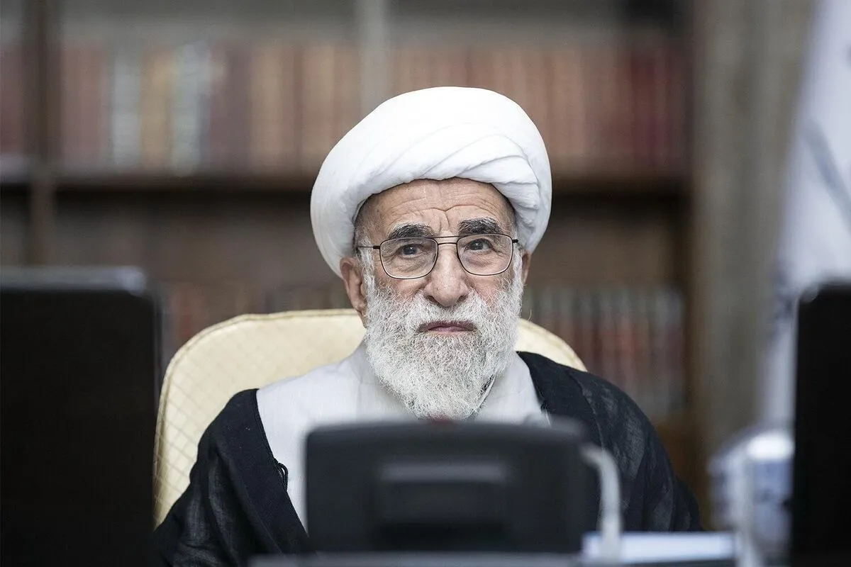 عکس دیده نشده از احمد جنتی مربوط به ۸۰ سال پیش 
