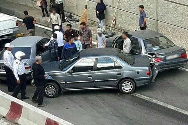 پرواز عجیب یک خودروی سواری! + فیلم