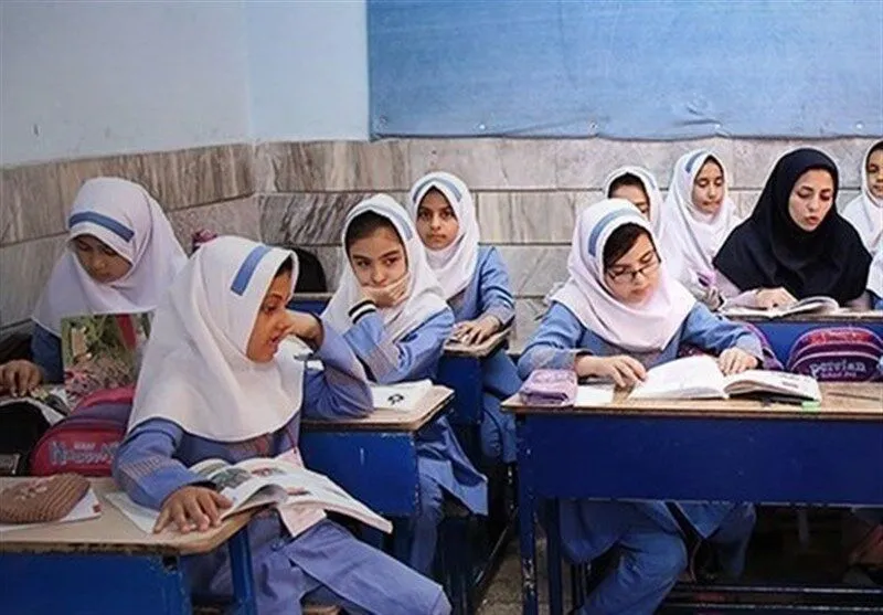 امتحانات خرداد ماه در  کهگیلویه و بویراحمد با هوش مصنوعی تصحیح می‌شود! + فیلم