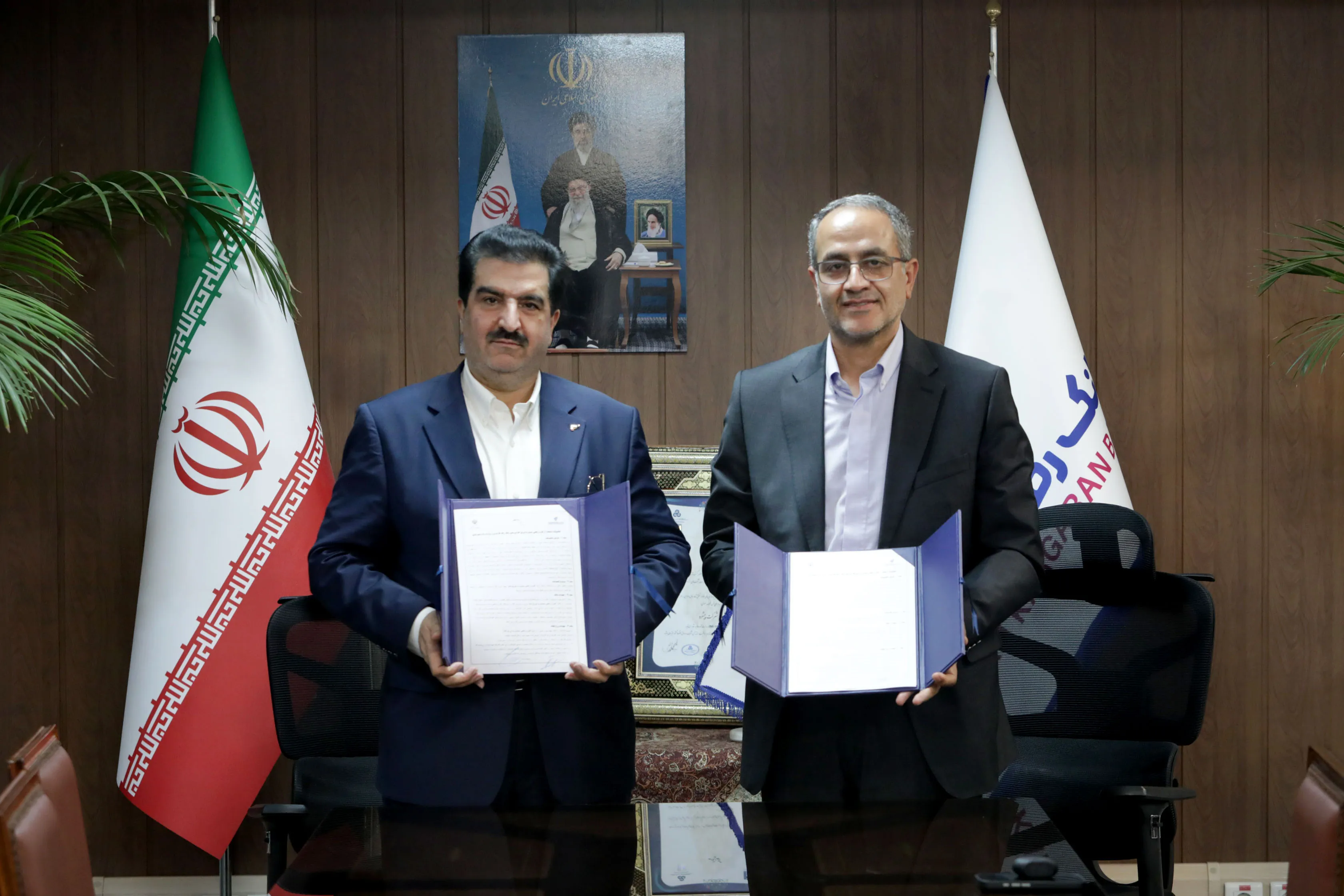 بانک رفاه کارگران آماده تأمین مالی طرح‌های توسعه‌ای وزارت راه و شهرسازی با استفاده از ابزارهای نوین بانکی است
